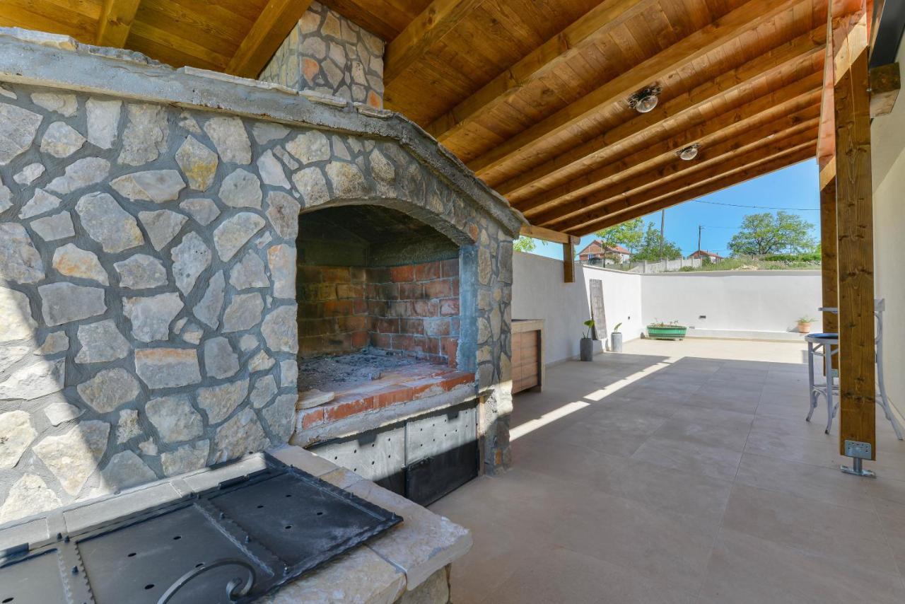 Modern Rustic Villa Kate Benkovac Exterior foto